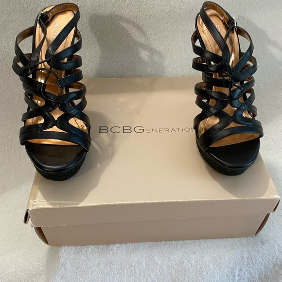 NWT BCBGeneration black heels - Picture 6 of 7